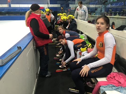 Рождественские старты конькобежцев